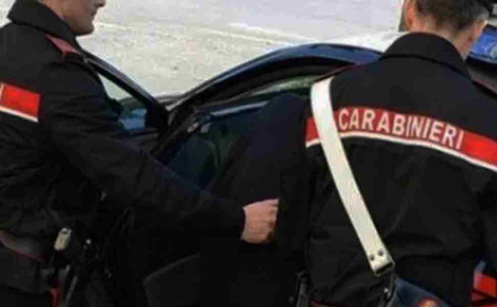 Scoperti 3 lavoratori in nero in un'autolavaggio, scattano le sanzioni e la sospensione dell'attività 51 lavoratori in nero carabinieri cleto