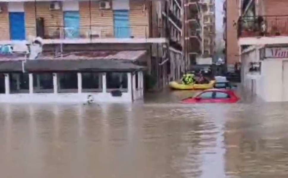 Ciclone Harry quartiere Lido Catanzaro 02