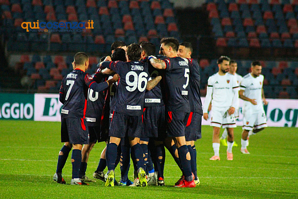 Cosenza Crotone goal