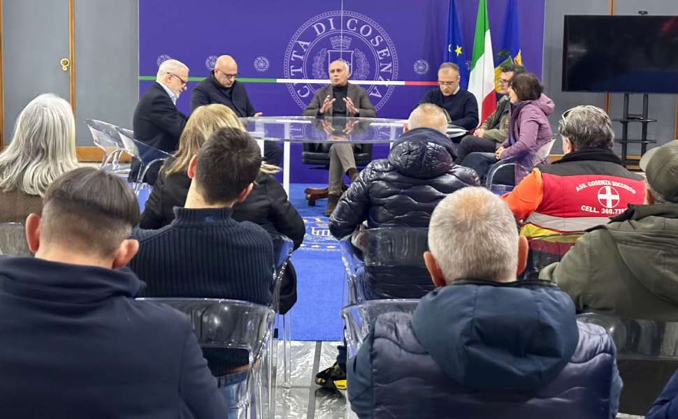 Incontro commercianti Lungo Busento mercato 01