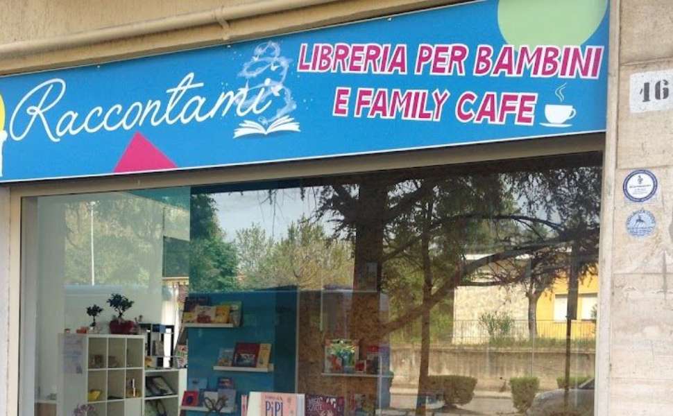 Cosenza: furto in una libreria per bambini e famiglie, svuotata la cassa 52 Libreria Furto Raccontami Cosenza 02