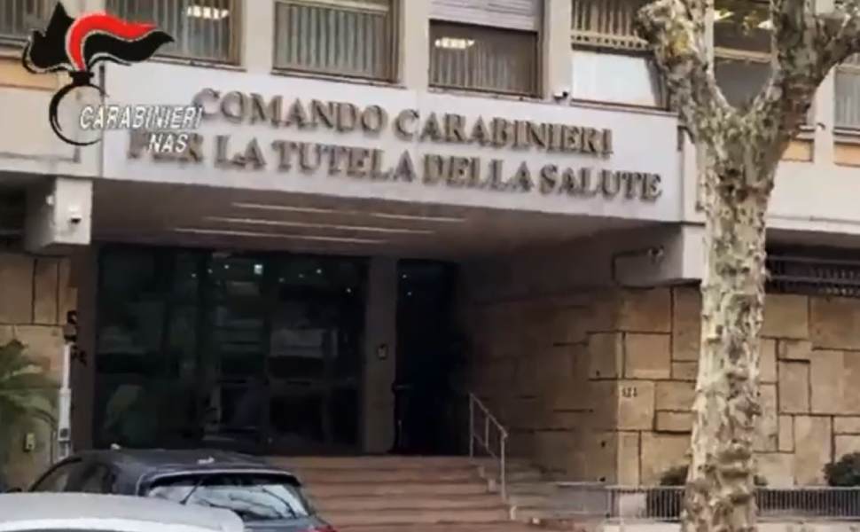 Truffa ai danni del Servizio sanitario: bombole di gas medicale mai consegnate, 12 misure cautelari 52 NAS carabinieri Truffa