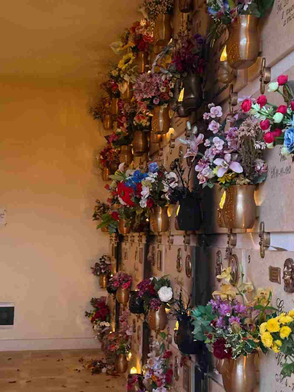 Raid incendiario cimitero 