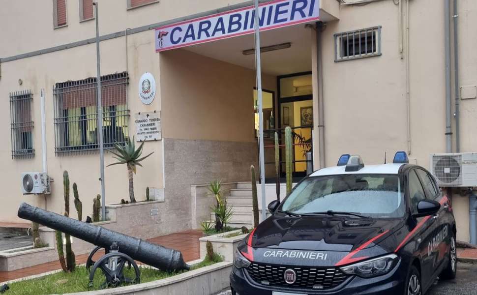 carabinieri-isola-capo-rizzuto 14enne