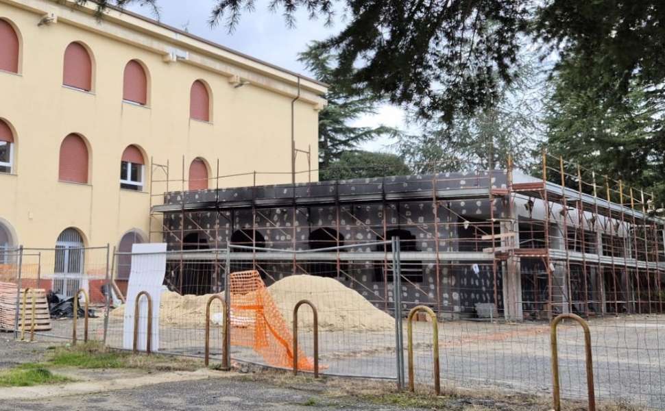 incendio vibo scuola intimidazione
