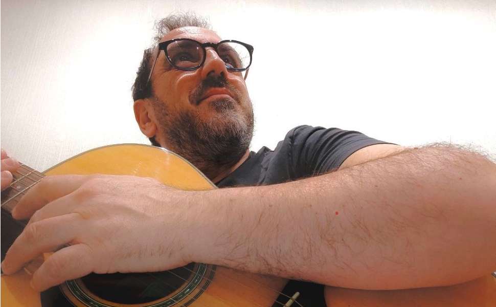 luca andrieri cantautore e poliziotto 02