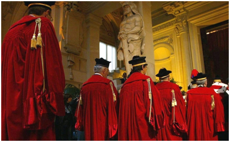 Concorso a scuola sulla separazione delle carriere, i magistrati si infuriano: "Noi esclusi" 51 magistrati_Anm