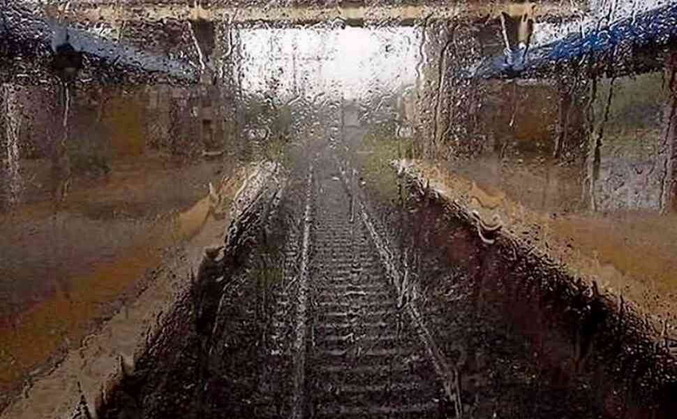 pioggia-binari-treno-maltempo calabria