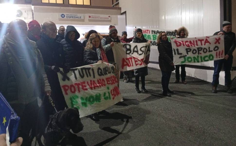 protesta ospedale cariati 31 dicembre