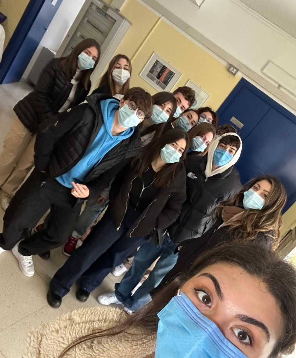 ragazzi liceo telesio cosenza biomedico 01