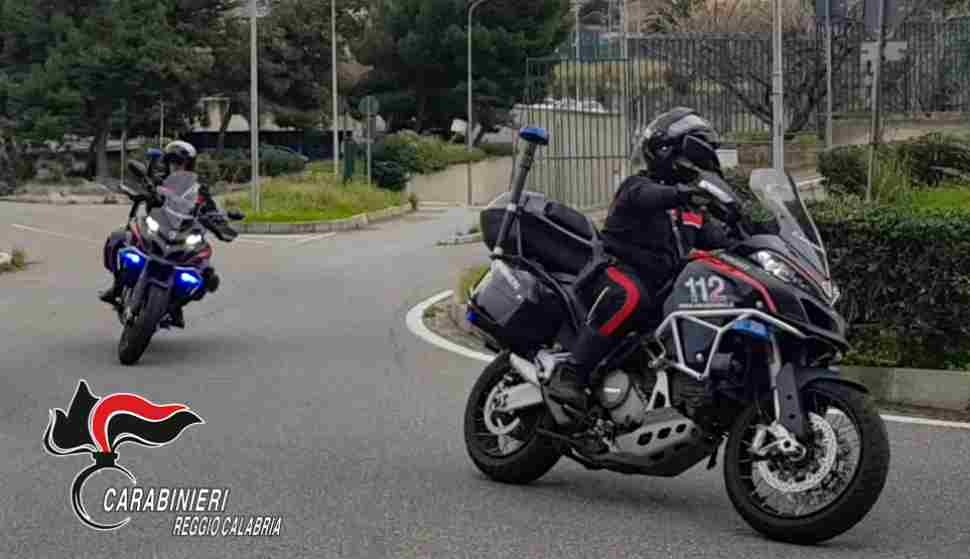arrestati violenza familiare