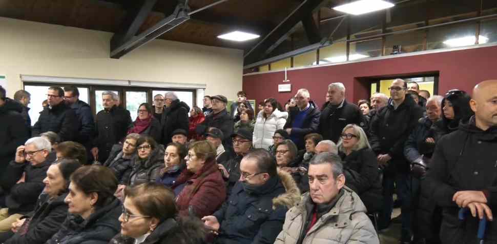 De Salazar presenta a Longobucco il progetto sanità: «Oltre l'ambulanza, ambulatorio e medici» 53 De Salazar Longobucco