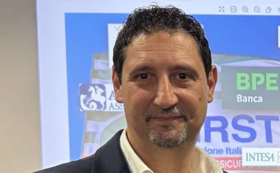 Desertificazione bancaria in Calabria, First Cisl «senza sportelli 3 comuni su 4» 52 Desertificazione bancaria calabria - segretario regionale di First Cisl Felice Simeone