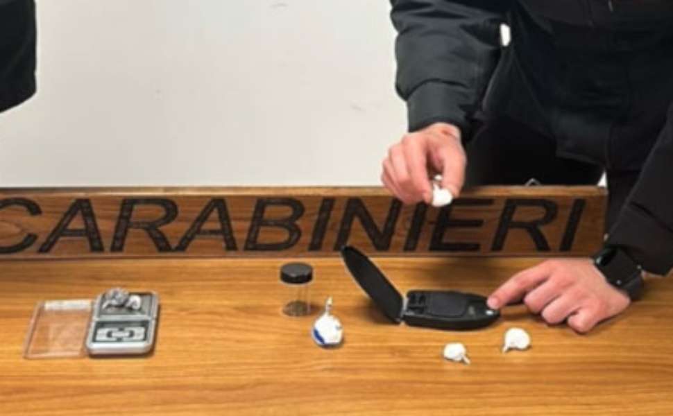 Droga domicilio soveria reventino carabinieri 02