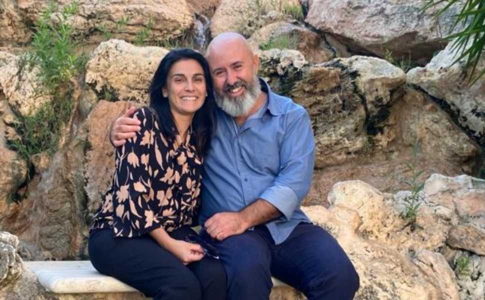 Cosenza, la storia d'amore di Emanuele e Antonietta: i colleghi, gli sfottò ed il falò in spiaggia 51 Emanuele - Antonietta cosenza