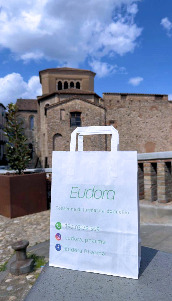 A Cosenza la rivoluzione di Eudora: il delivery di farmaci, acqua e prodotti da casa che cambia le tue abitudini 52 Eudora1