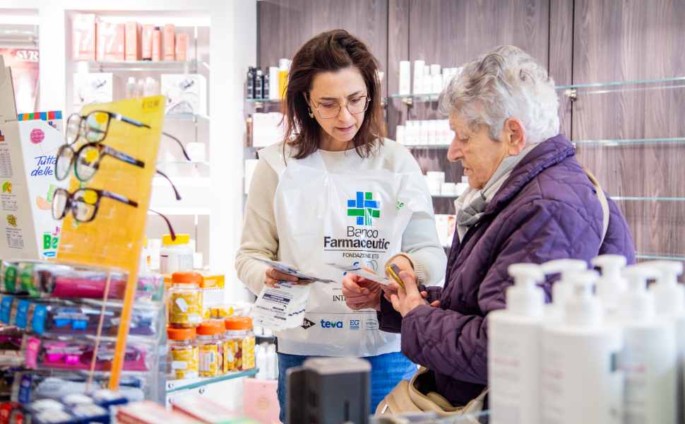 Tornano le Giornate di Raccolta del Farmaco: le farmacie aderenti a Cosenza e provincia - ELENCO 52 Giornate di Raccolta del Farmaco Cosenza
