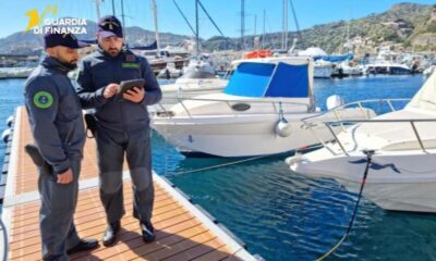 Guardia di finanza mare nautica da diporto 02