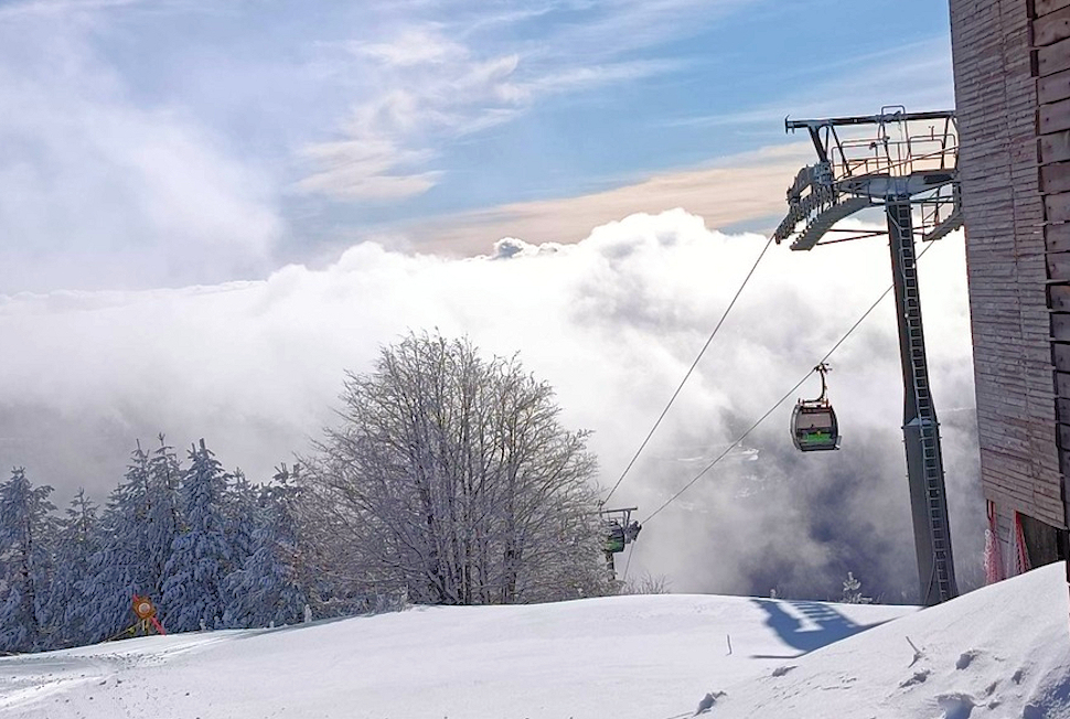 Grave guasto alla linea elettrica. Per il 3 giorno consecutivo chiusi gli impianti di risalita a Lorica 51 Lorica cabinovia Monte Botte Donato