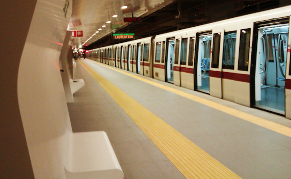 Metro B Roma Truffatore a sua insaputa