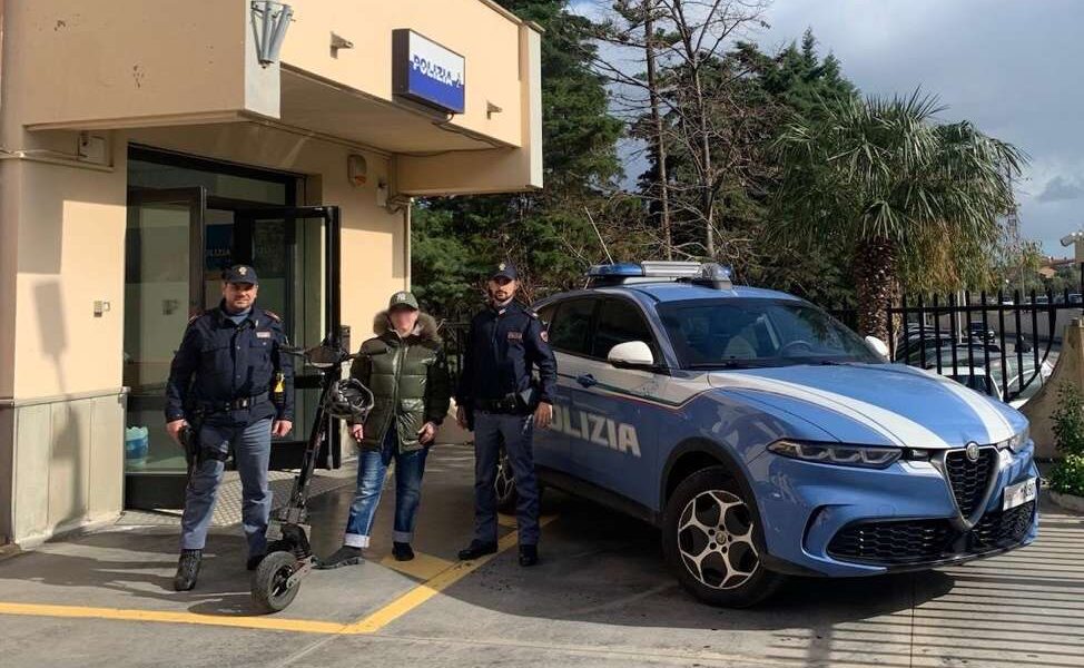 Monopattino recuperato Polizia 03