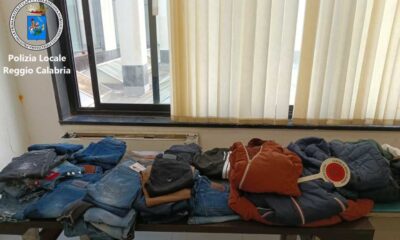 Polizia locale reggio calabria merce contraffatta 03