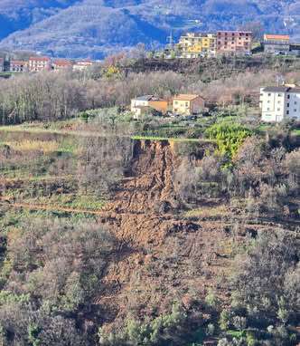 Il dramma dei piccoli centri del Cosentino: Carpanzano, Scigliano e Grimaldi tra frane e isolamento 53 Scigliano frana