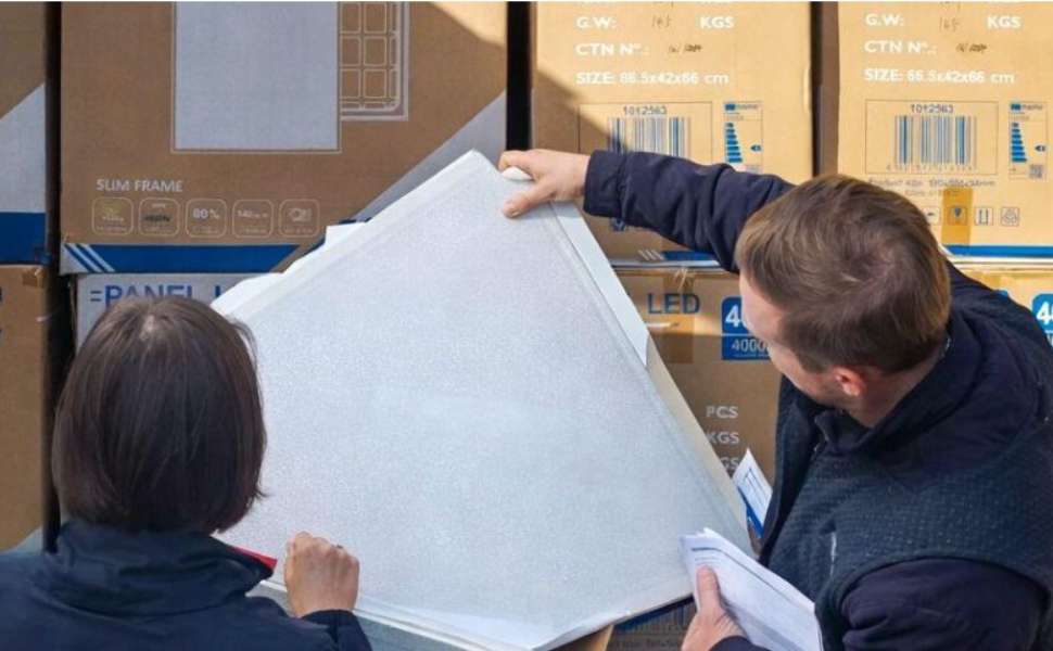 Sequestro pannelli LED Gioia Tauro