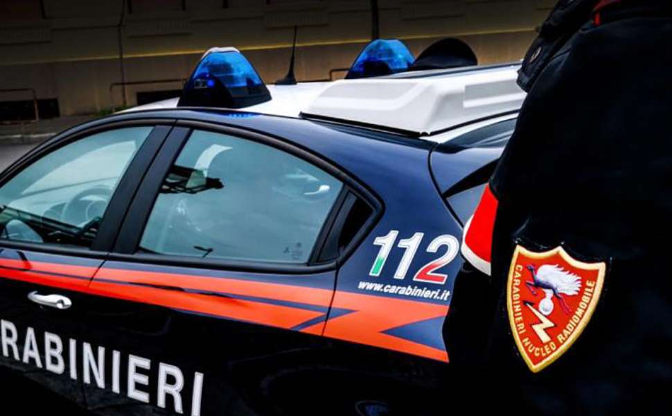 Lite fratelli intervento carabinieri