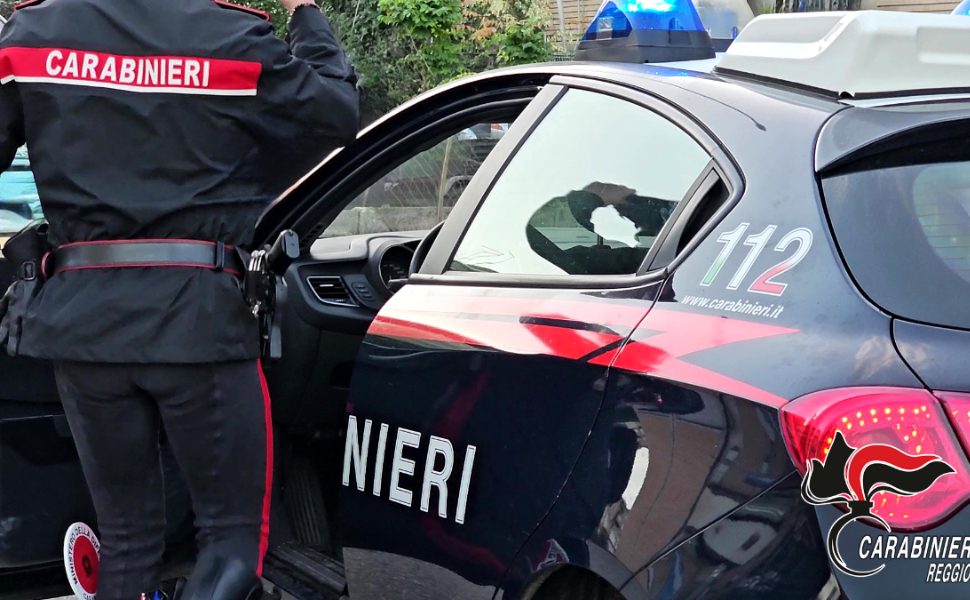 carabinieri_domiciliari_inseguimento