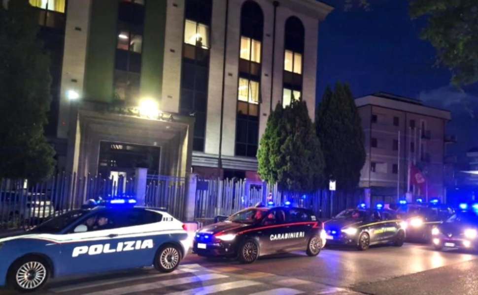 Maxi stretta contro la "mala movida": oltre 1.100 persone identificate 237 controlli vibo movida interforze