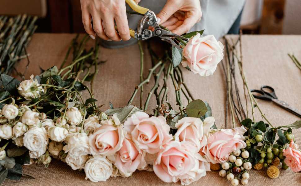 Fiori e bellezza si incontrano nella fede: a Cosenza due giornate di formazione sull’arte floreale 52 fiori arte floreale