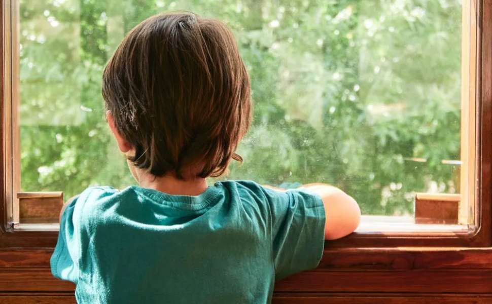 Imparare ad annoiarsi: la pedagogista Renzo «la noia come strumento educativo per la creatività» 52 noia bambini