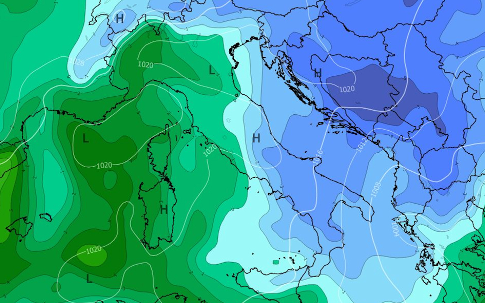 Freddo e neve in Calabria, l'inverno a primavera. E non finisce qui: nuovo affondo artico e altre nevicate 53 Affondo artico freddo e neve