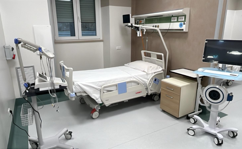 Cosenza, all'Annunziata il reparto di Nefrologia si rinnova: 14 posti letto e nuovi spazi 51 Annunziata-Nefrologia-ospedale-Cosenza