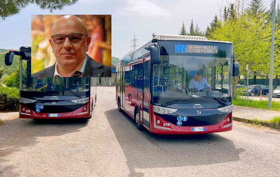 Amaco, 111 posti di lavoro a rischio a Cosenza. De Cicco alla Regione: "Serve una soluzione" 51 Bus-amaco-De-Cicco-Cosenza
