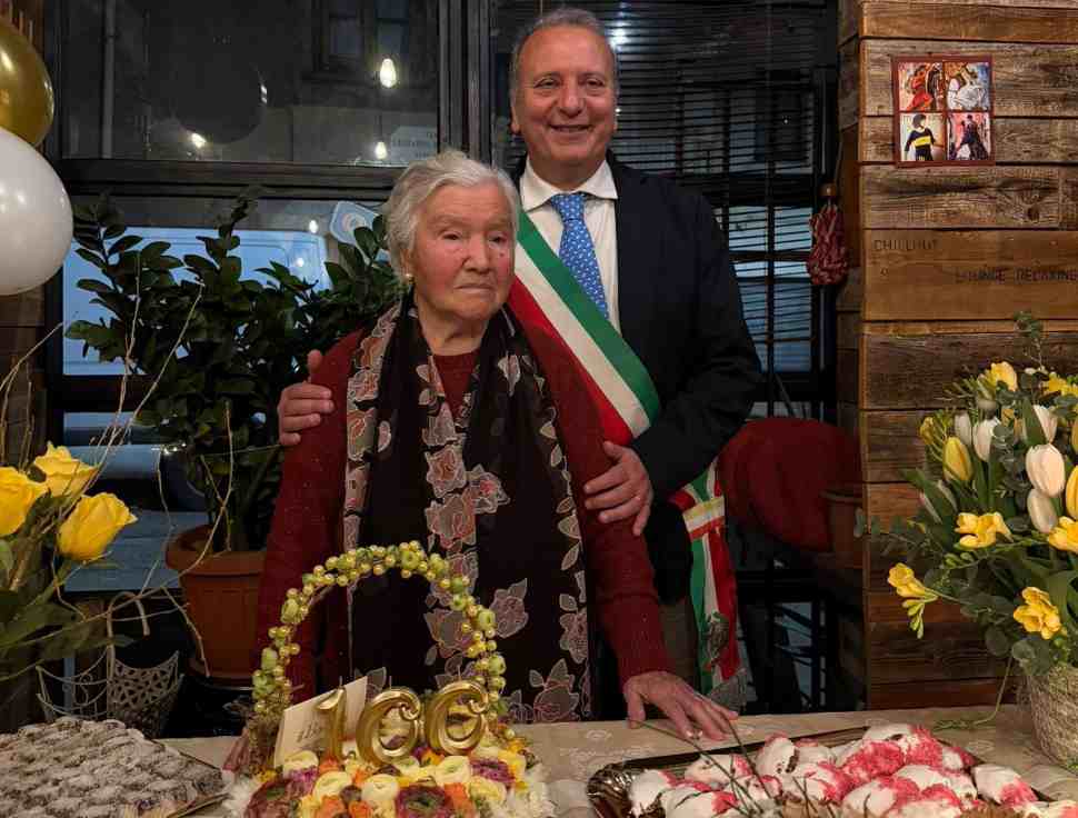 Castrovillari festeggia una nuova centenaria, la signora Maria spegne 100 candeline 51 Castrovillari_centenaria