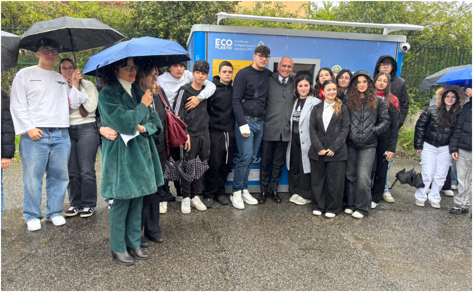 Cosenza-mangiaplastica-scuole