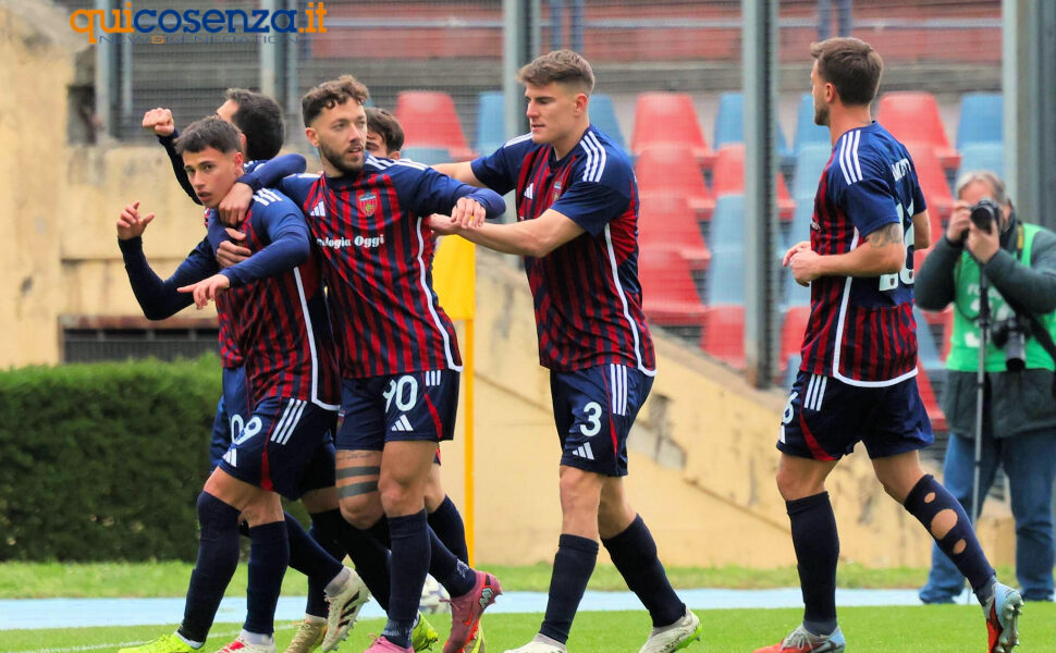 Cosenza Calcio Latina goal