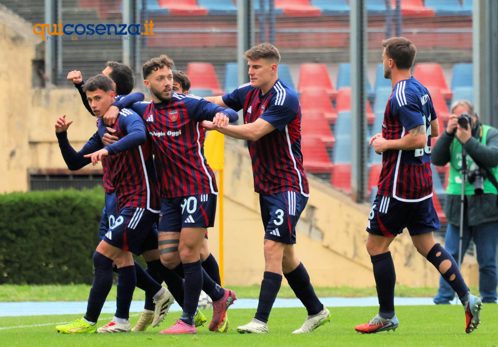 Cosenza-Latina 3-1: super Caporale e Cannavò firmano il sesto sigillo consecutivo al Marulla 51 Cosenza Calcio Latina goal