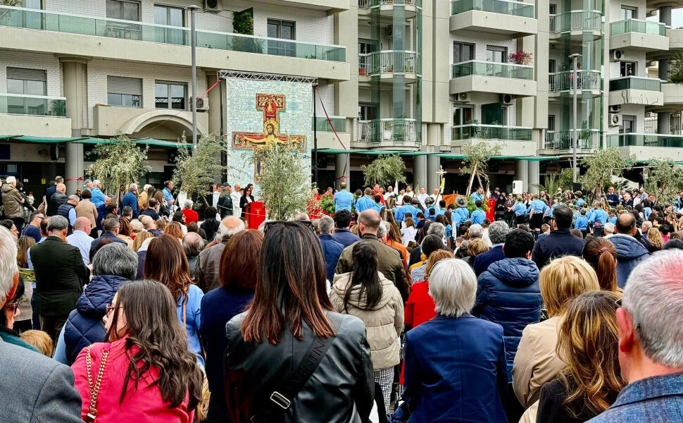 Domenica delle Palme Rende messa Piazza Matteotti