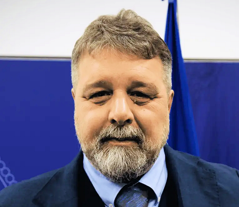 Orrico dopo le dimissioni, replica ad Intrieri: «Chiarimento mai arrivato, mie posizioni non sono affare del DPM» 52 Gianluca Orrico - Assessore Verde Pubblico, Quartieri e Decoro Urbano