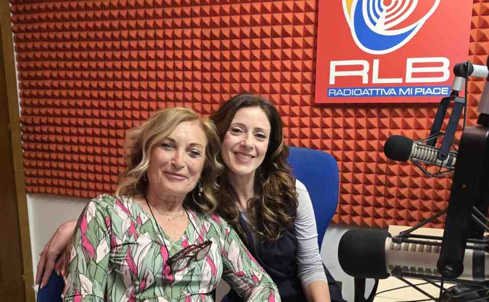 Fiori del deserto, a Rende lo spettacolo per sensibilizzare sui disturbi alimentari: "Parlare è fondamentale" 53 Maria Parise e Lorenza Siciliano