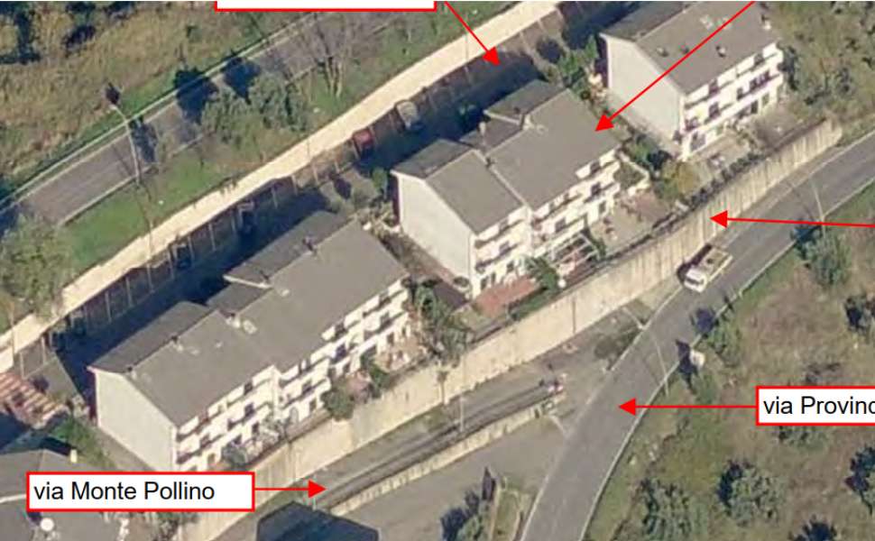 Muro puntellatura - contrada Piane Castrolibero 01