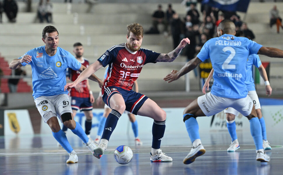 Napoli Pirossigeno Cosenza Futsal