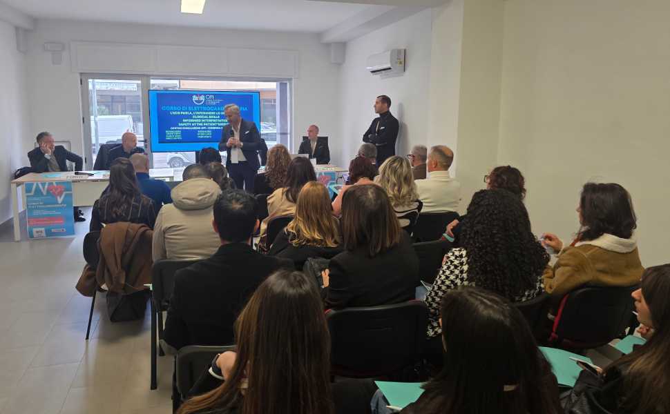 Corso di ECG al Centro di Simulazione OPI Cosenza: formazione per infermieri tra teoria e pratica 52 OPI Corso ECG 02