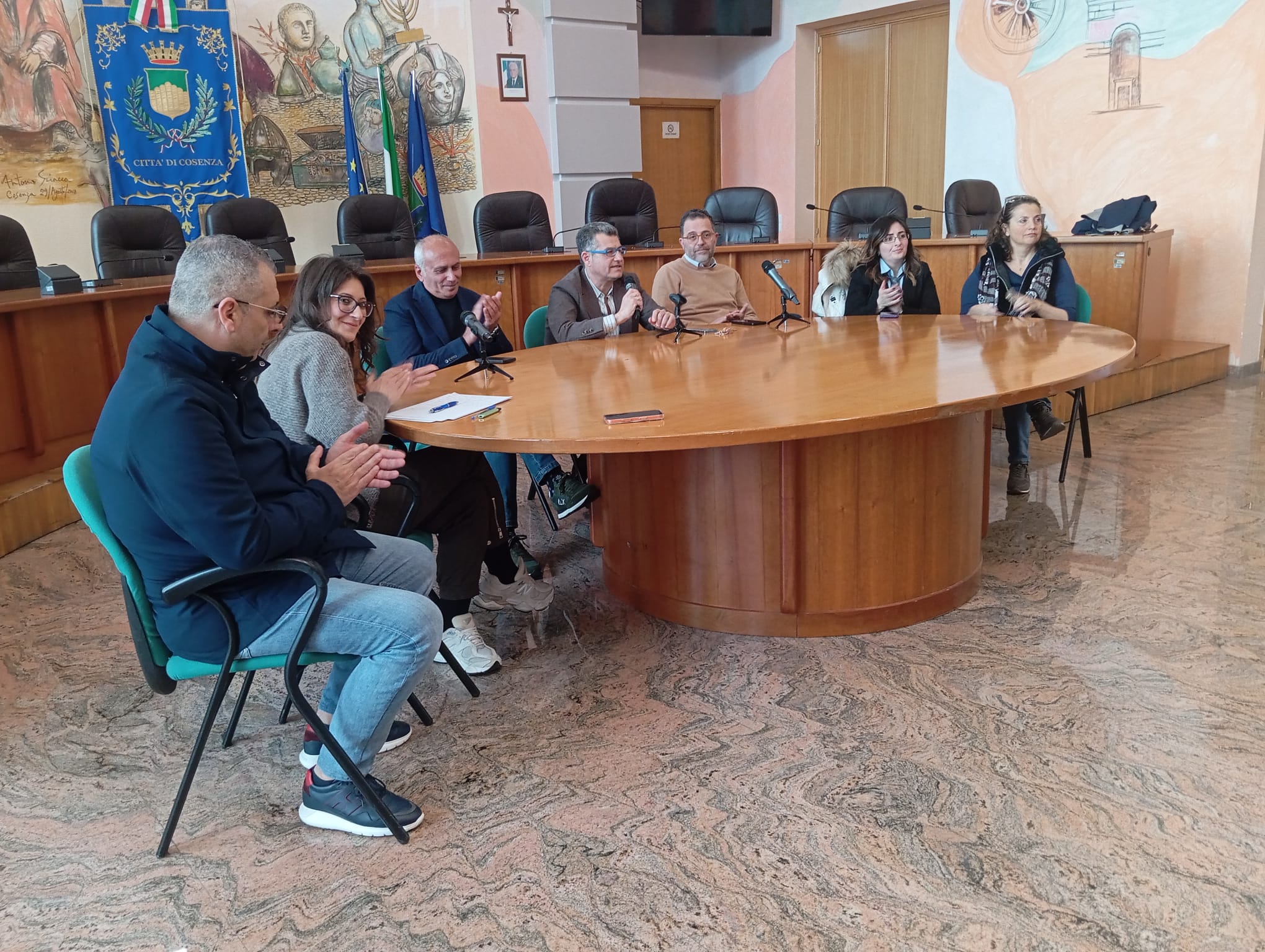 Palazzo dei Bruzi apre ai cittadini, a Cosenza arrivano i Comitati di Quartiere per "soluzioni migliori" 53 PHOTO 2026 03 19 14 27 27