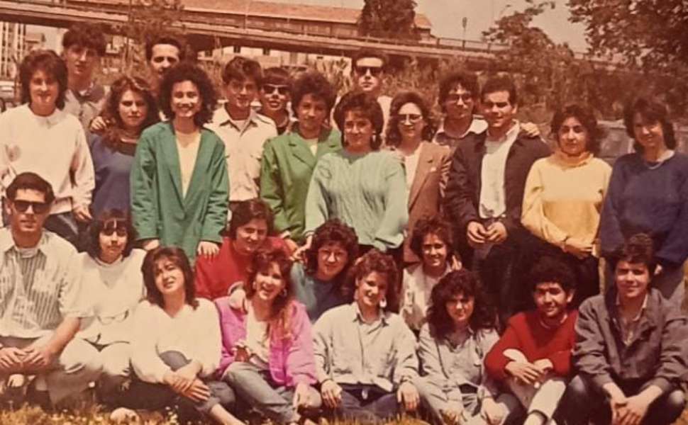 Cosenza, emozioni senza tempo: rimpatriata della V G del "Pezzullo" a 40 anni dall’ultima campanella 52 Rimpatriata V G Pezzullo 1985_86 03
