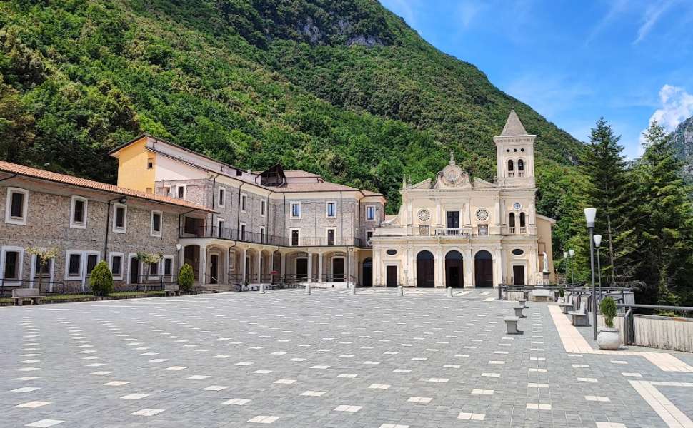 San Sosti Madonna del Pettoruto - Crocifisso