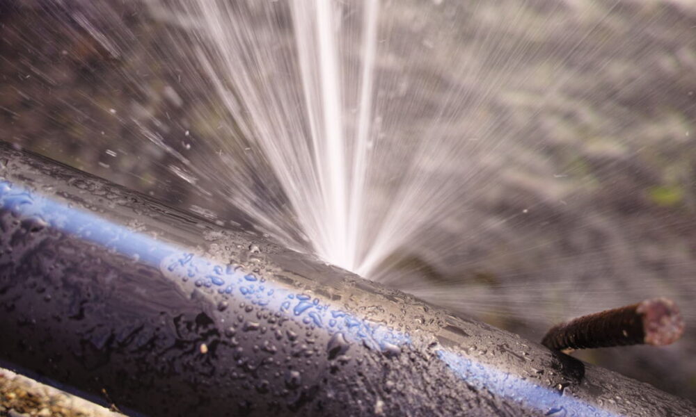 Acqua rottura calabria